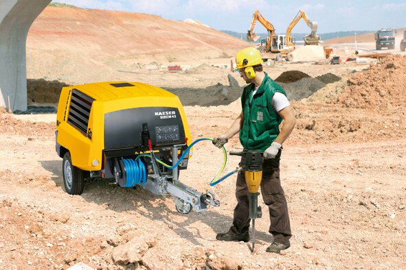 Schlauchaufroller für Baukompressoren als Zubehör