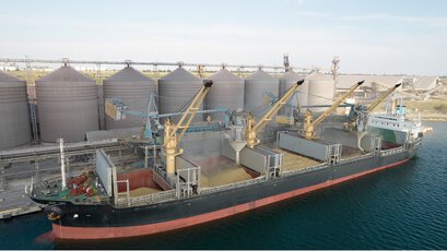 Compressed Air Applications in Marine - Marine Bulk Handling