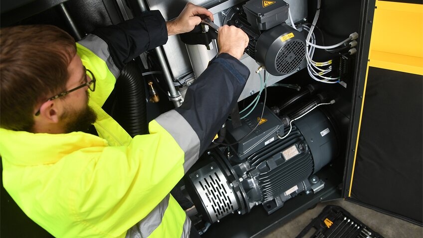 Maintenance – In safe hands with KAESER