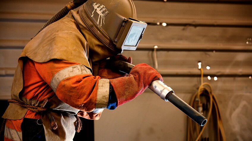Compressed air is used extensively at Katere Coatings for abrasive blasting.