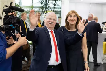 Thomas Kaeser mit seiner Frau und Vorstandskollegin Tina-Maria Vlantoussi-Kaeser