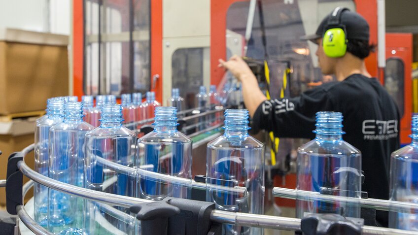 Responsible for manufacturing the water bottles, the PET blow moulding machine relies on an efficient supply of compressed air.