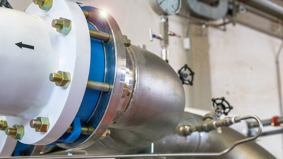 Kompressor im Einsatz in der Wasserwirtschaft: Pneumatische Steuerung