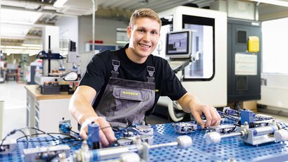 Ausbildung-Industriemechaniker.jpg